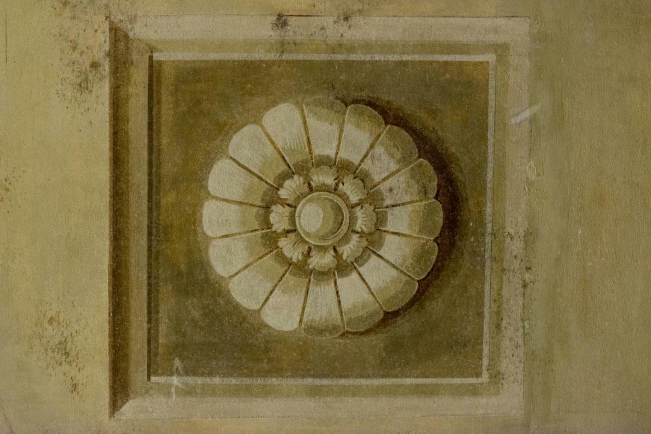 Отель Il Cappello Di Giulietta Верона Экстерьер фото